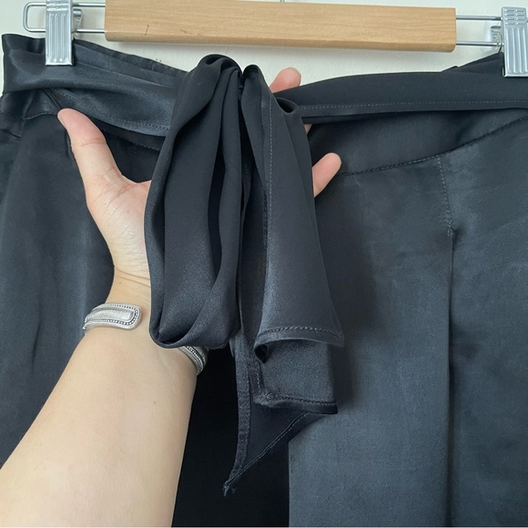 Anthropologie Black satin trouser pants with belt size 10 NWOT - Picture 2 of 8